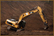 CATERPILLAR 325D LN. (08.04.2010)