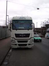 Ein MAN TGX von Euro Leasing in Frankfurt am Main in der Gutleutstrae am 21.03.10