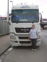 Ich vor dem MAN von Euroleasing. Dieses Foto scho mein Vater am 21.03.10 