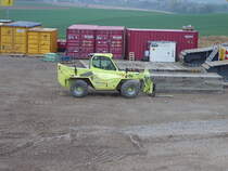 Ein Merlo Teleskopplader bei Kilianstdten am 12.04.10