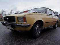 OPEL-Rekord2000 nimmt an der Oldtimerausstellung in St.Martin/Innkreis teil;100411