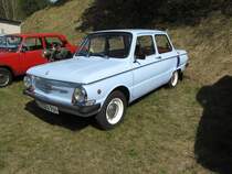 etwas abseits von der Ostfahrzeugshow am 24.04.2010 in Finofurt bei Eberswalde