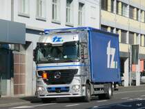 Mercedes Actros unterwegs in Nidau am 06.04.2010