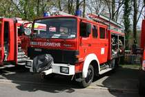 Feuerwehr Gladbeck
RE 8639
LF 16TS
IVECO 90-16
Funk: 4/45/2
Aufgenommen bei der Feuerwehr Gladbeck Rentorf am 24.4.2010.