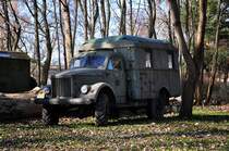 alter GAZ im Freien des Technik-Museum Ptnitz, 15.04.2010