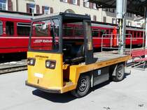 Still - Elektromobil der Rtischen Bahn Y 11401 im Bahnhof von St.Moritz am 07.04.2010