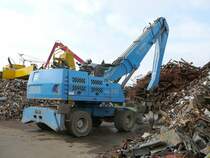 Fuchs MHL 340 steht auf dem Betriebshof der Altmetallverwertung JOHANN DRING in Fulda, April 2010