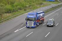 Scania R 420, am 29.April 2010 auf der A2 bei Lehrte.