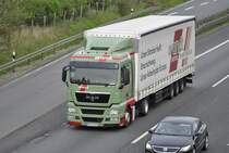 MAN Sattelzug, am 29.April 2010 auf der A2 bei Lehrte.