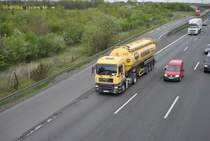 MAN  Tank Satellzug, am 29.April 2010 auf der A2 bei Lehrte.