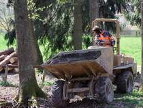 PAUS_SMK163 manvriert durch das Stadtpark-Gelnde in Ried i.I.;10419