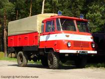 Lschfahrzeug LF 8-TS 8 auf Robur LO 2002 A - fotografiert am 20.05.2007 im Land Brandenburg - Copyright @ Ralf Christian Kunkel