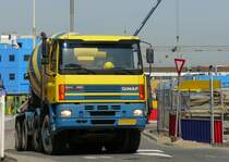 GINAF Betonmischer Rotterdam Centraal Station, Niederlande 07-04-2010.
