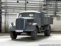 Opel  Blitz  Typ 3,6  - LKW der Wehrmacht - im Bestand der Kieker-Sammlung - fotografiert zum Militrfahrzeug-Treffen in Kummersdorf-Gut am 04.07.2009 - Copyright @ Ralf Christian Kunkel 