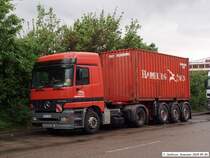 MB Actros ?  - Spedition  TFG Transfracht Albatros-Express  mit Container beim Stuttgarter Hafen-Westkai. (01.05.2010)