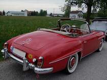MB_190SL hat auch bei trben Wetter sein Dach offen;100501