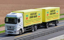 MB 2544 Hngerzug  BBG-Fahrschulzentrum  auf der A61 bei Heimerzheim - 28.04.2010