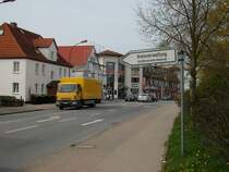 IVECO-Post-LKW unterwegs in Bergen/Rgen am 29.April 2010.