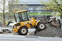 Volvo Radlader auf der Baustelle Bonn-Kennedybrcke - 27.04.2010