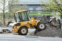 Volvo Radlader auf der Baustelle Bonn-Kennedybr�cke - 27.04.2010