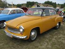 Limousine Wartburg 311 aus dem Landkreis Barnim beim Ostfahrzeug-Treffen Finowfurt 24.04.2010