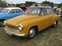 Limousine Wartburg 311 aus dem Landkreis Barnim beim Ostfahrzeug-Treffen Finowfurt 24.04.2010