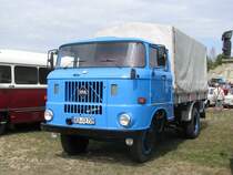 Pritschenwagen W 50 L aus dem landkreis Uecker-Randow beim Ostfahrzeug-Treffen Finowfurt 24.04.2010