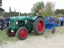 Traktoren -Famulus- 36 aus dem Landkreis Barmin beim Ostfahrzeug-Treffen Finowfurt 24.04.2010