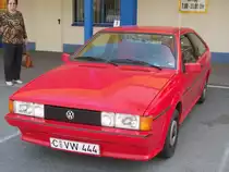 VW Scirocco. Die Dame im Hintergrund ist die Besitzerin dieses Schmuckst�cks und hat einer Ver�ffentlichung zugestimmt.