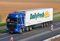 DAF XF 105.410  Sluis Transport  auf der A61 bei Heimerzheim - 04.05.2010