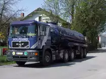 �AF 33.403  mit Tankauflieger auf den Stra�en von Ried i.I.;100419