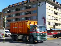 Volvo 440 unterwegs in Nidau am 06.04.2010