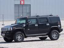 HUMMER_H2 ist extra aus Wien zur Weinmesse nach Ried i.I. angereist;100817