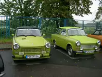 Trabant 601 Cabrio und Limosine im Dresdener Alberthafen zum Dresdener Oldtimermakt 2009