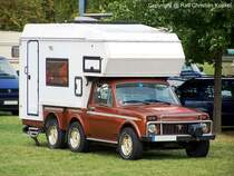 Lada Niva mal ganz anders - Umbau zum Wohnmobil mit 3 Achsen - fotografiert am 05.09.2009 zum 11. Ostmobil Meeting Magdeburg (OMMMA 2009) - Copyright @ Ralf Christian Kunkel