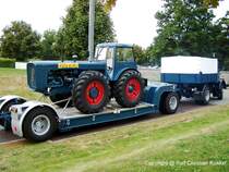 IFA Z 6 mit Tieflade-Anhnger und geladenem Dutra D4K B - herlicher Zug, besser als frisch vom Werk - fotografiert am 05.09.2009 zum 11. Ostmobil Meeting Magdeburg (OMMMA 2009) - Copyright @ Ralf Christian Kunkel