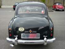 Heckansicht eines Borgward Hansa 1800. 1952-1954. Besucherparkplatz des Dsseldorfer Meilenwerkes.