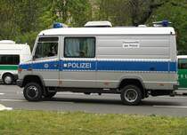 MB Vario der LaPo Thringen als rollende Pressestelle im Erfurt, Mai 2010