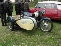 Motorrad SIMSON Sport mit SIMSON-Beiwagen bei der Oldtimer-Rally, Wohlenberg 01.05.2010