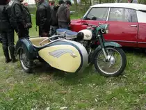 Motorrad SIMSON Sport mit SIMSON-Beiwagen bei der Oldtimer-Rally, Wohlenberg 01.05.2010