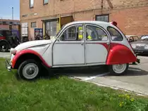 Cabriolet Citroen 2 CV aus der Hansestadt Rostock, Barth 02.05.2010
