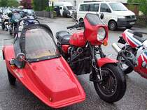 YAMAHA_1.1 mit Beiwagen macht einen Zwischenstop in Eberschwang;100529