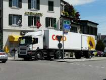 Scania P 380  Satelschlepper unterwegs in Wil am 11.05.2010