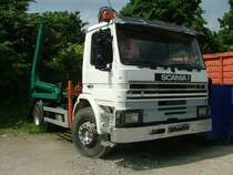 Scania Absetzkipper wartet auf Export; 280510