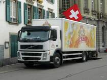 Volvo Gertnketransporter unterwegs in der Stadt Bern am 12.05.2010
