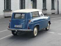 Leider nur von hinten erwischt: Ein Lloyd Alexander Kombi in Hls.