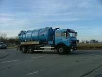 Mercedes 2235 NG immernoch im Einsatz; 050110