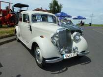 Mercedes 170 ausgestellt anl. der Feier  850 Jahre Bernhards  am 06.06.2010 in Fulda-Bernhards