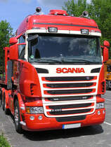 ... Frontansicht der Zugmaschine vom SCANIA - R 480 -...