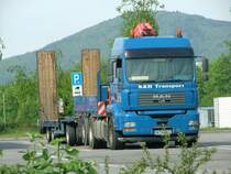 MAN TGA Baufahrzeug mit Pritsche, Kran und Tieflader TU3.